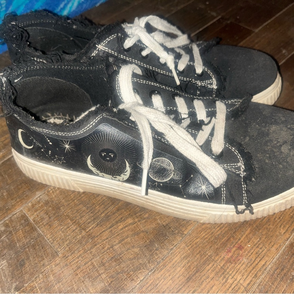 Women's Black Celestial Sneakers